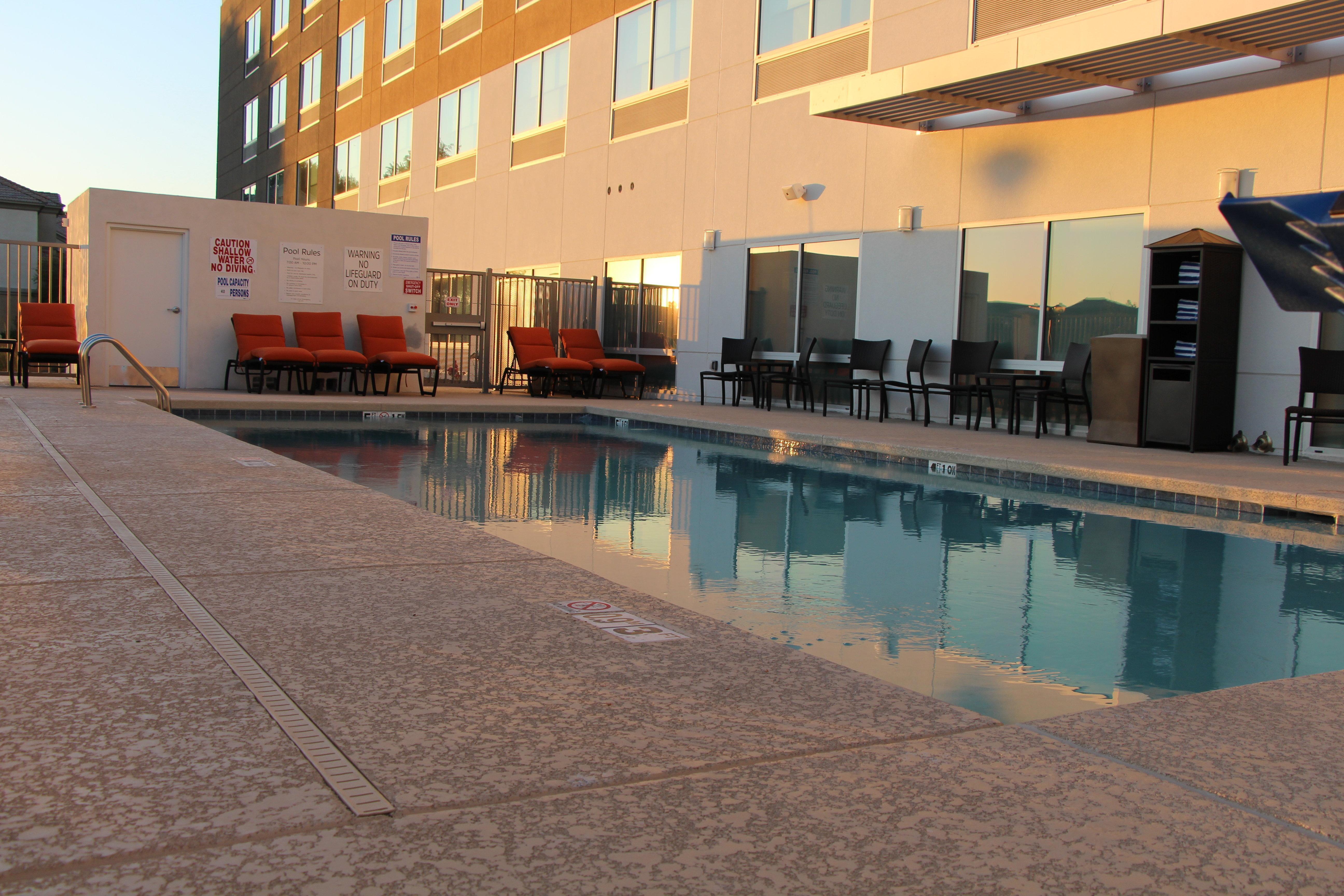 Holiday Inn Express & Suites - Phoenix - Airport North, An Ihg Hotel Extérieur photo